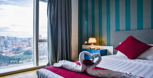 Flixses Suites at Platinum KLCC-Superior 2 Rooms plus 1-3