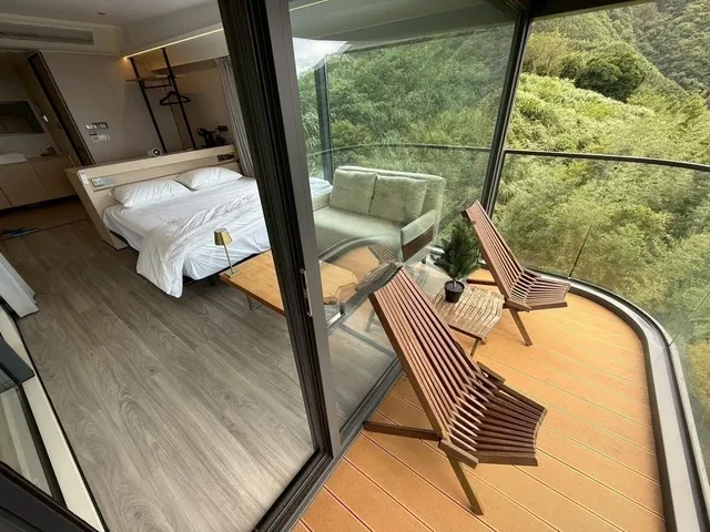 虹夕尖石免搭帳露營區｜獨家85折起！寵物友善、高海拔-【虹夕雲境】 太空艙 A2-10