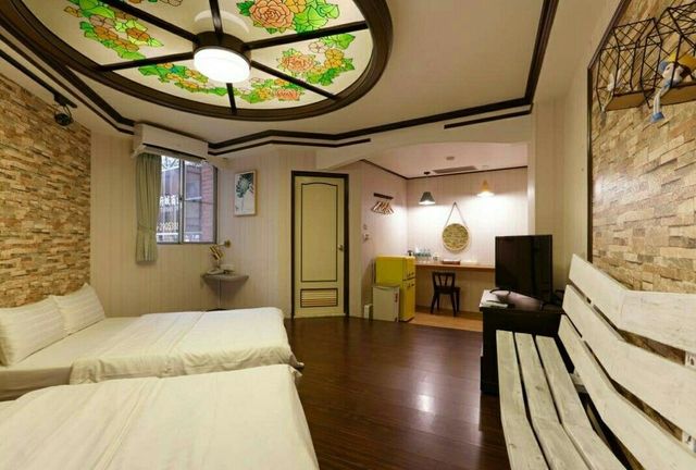府城商旅文創新館|近台南大東夜市、全新裝潢-文創新館四人房R288-3