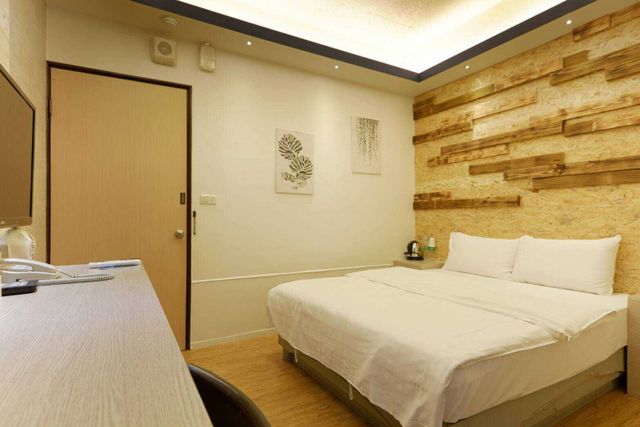 府城商旅文創新館|近台南大東夜市、全新裝潢-文創新館雙人房R301-2