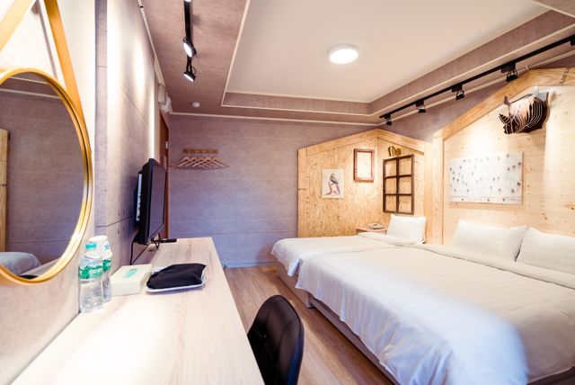 府城商旅文創新館|近台南大東夜市、全新裝潢-文創新館三人房R602-2