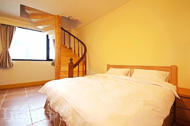 Traveler Guest House-Eight person room-7
