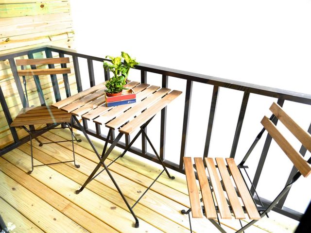 文藝復興墾丁大街民宿 | 室內公共空間自行車停放-3樓301豪華雙人房(有窗)-4
