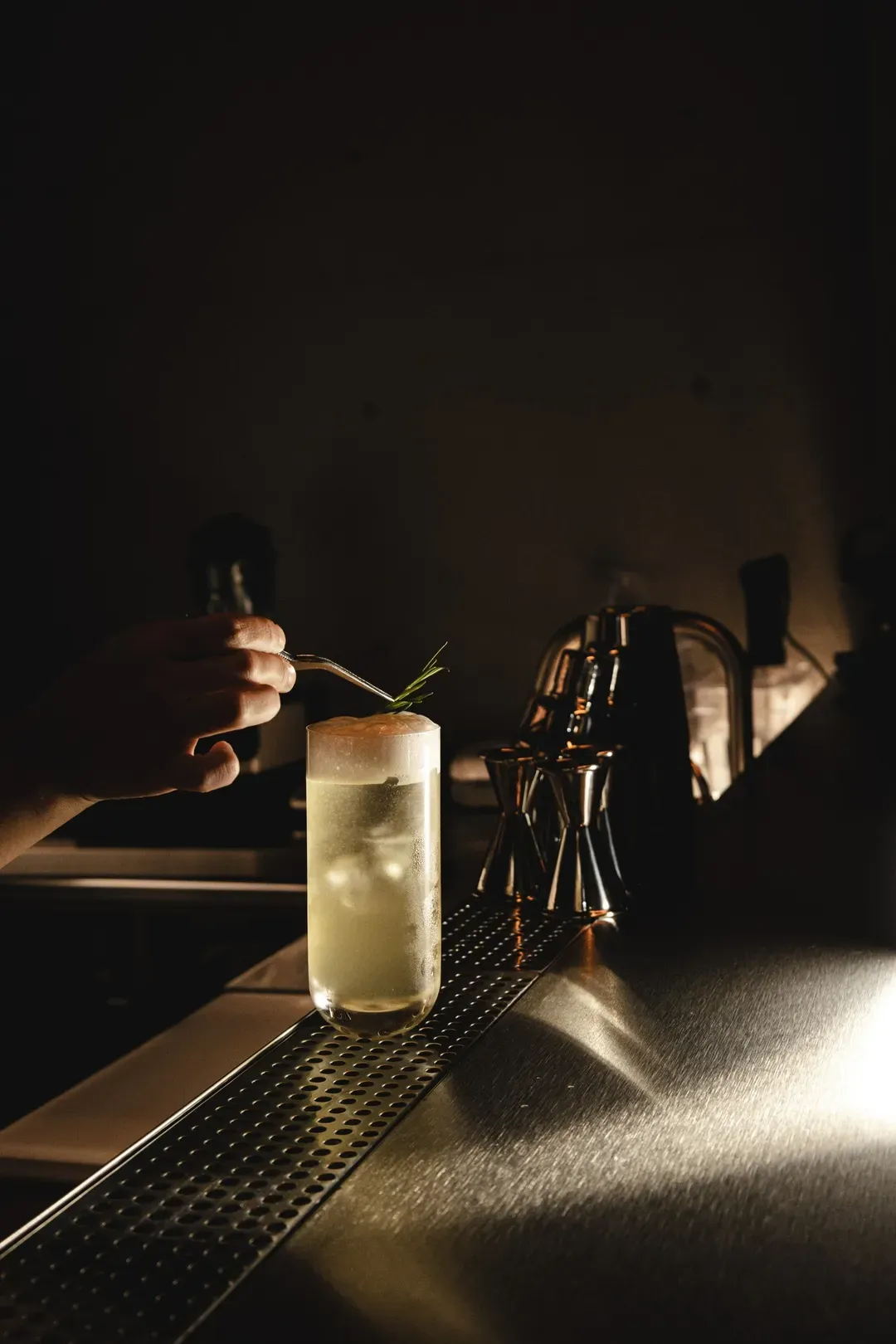 Miu Hostel x Bar Miu