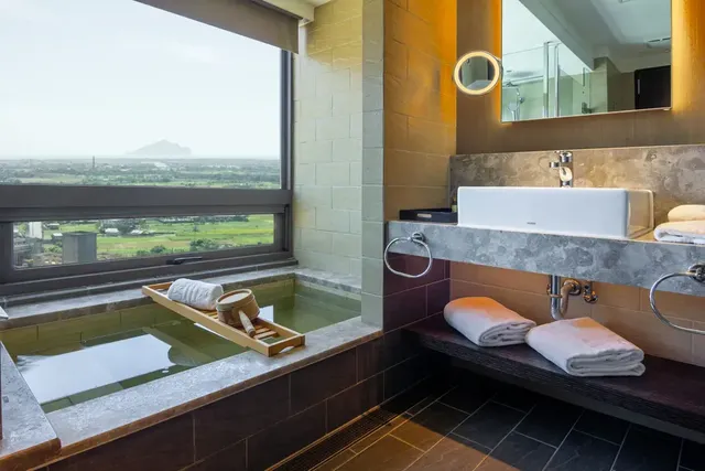 Kilin Hotel, JiaoXi-Standard Double Room with City View-without breakfast-5