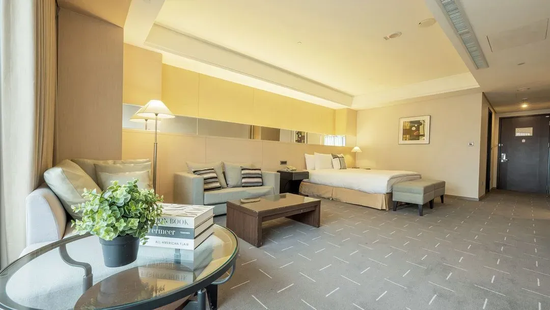 CHECK inn SELECT Taichung Dadun