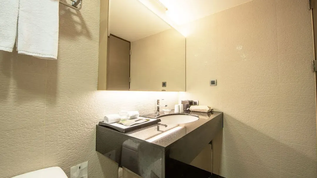 CHECK inn SELECT Taichung Dadun