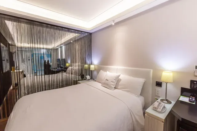 i hotel桃園館(鄰近桃園火車站)-雙人房-6