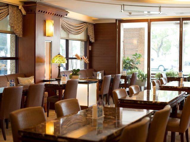 Hotel Dion-Luxury two king size bed-6