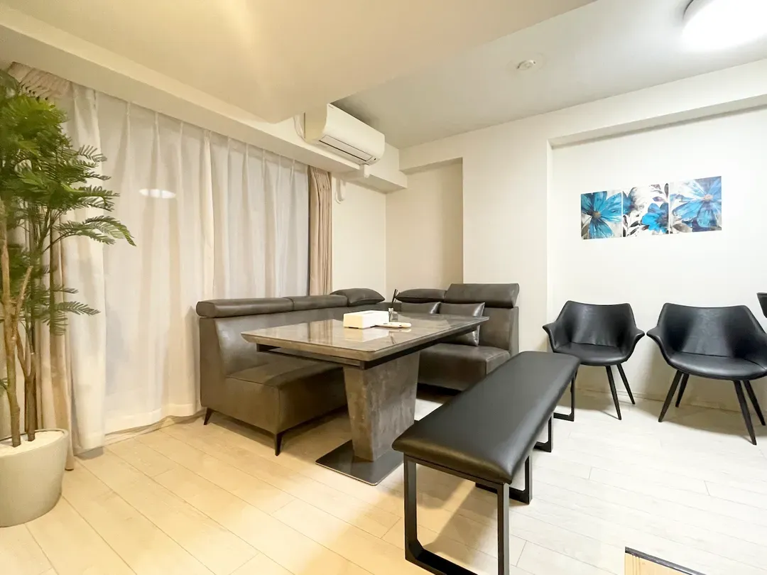 Motoazabu Residence