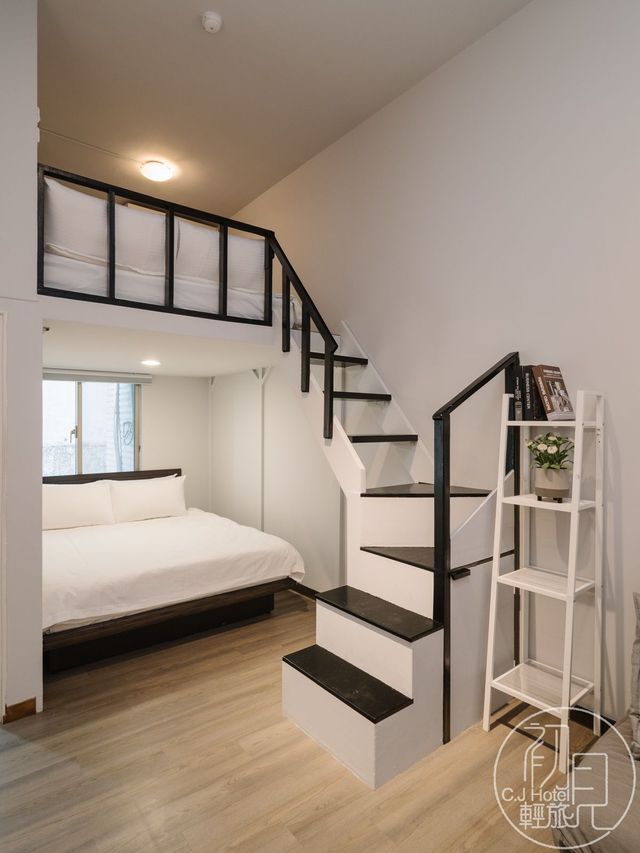 CJ ホテル｜オプションの数量限定ロフトルーム-Duplex Quadruple Room-5