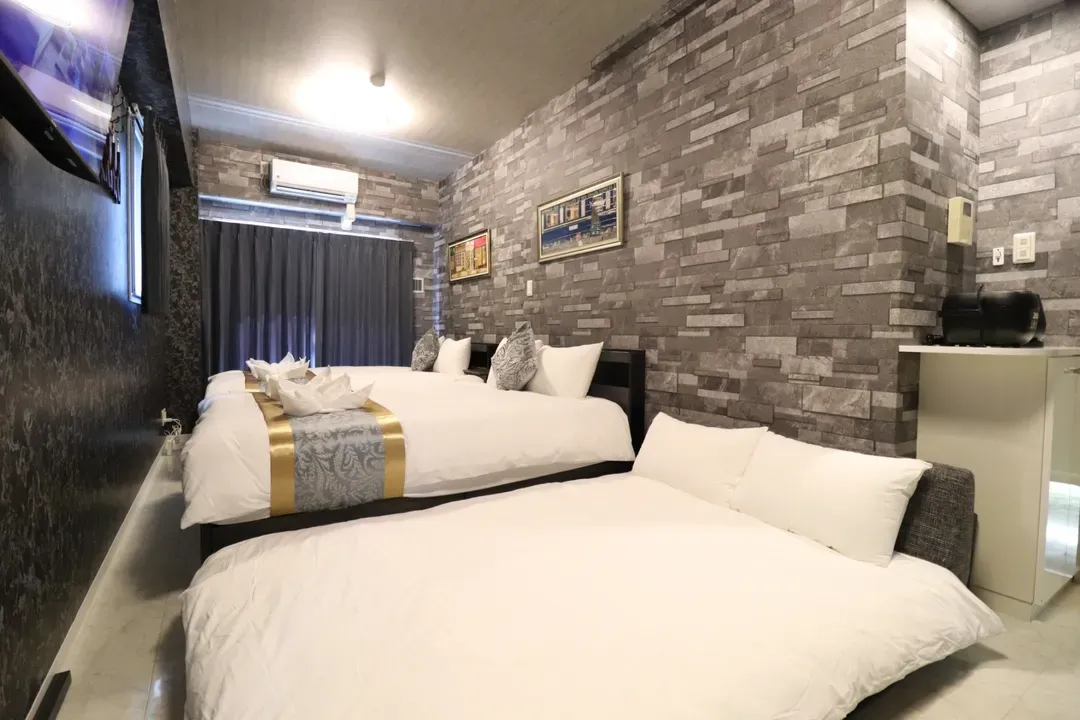 心齋橋旅居｜長堀橋站步行5分＊難波、道頓堀步行即達＊提供Wi-Fi＊設備齊全＊設計感客房