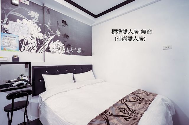 Tainan Fun Family Slide Elevator Bed and Breakfast | Near Chihkan Tower, Family Room with Slide-Fashion Standard Double Room-4