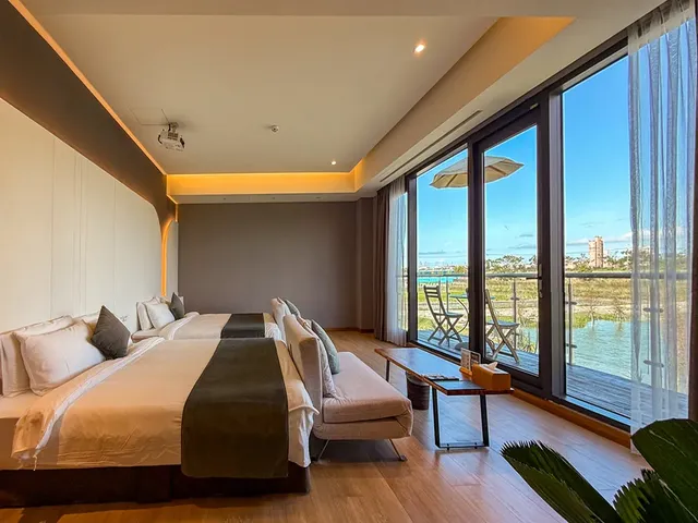 빌라 로하비 VILLA LOHERB-H Villa Luxury Quad Room-2