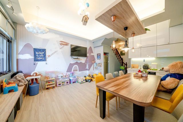 1955 kids friendly BnB-Princess Quadruple Room-6