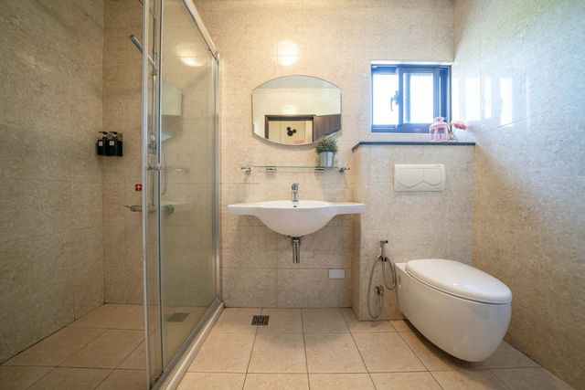 1955 kids friendly BnB-Princess Quadruple Room-5