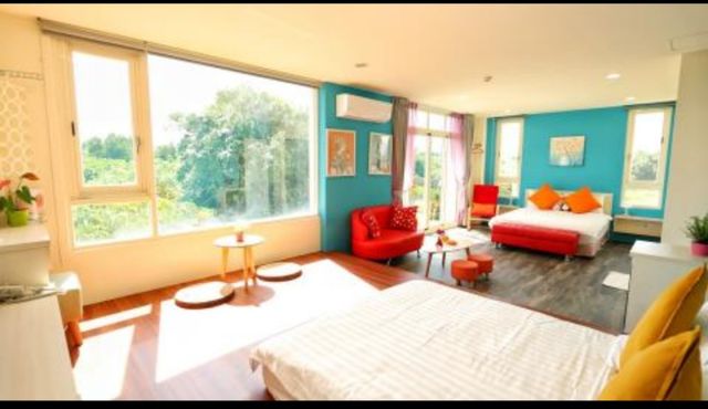 Full Moon Resort-Idyllic balcony quadruple room-2