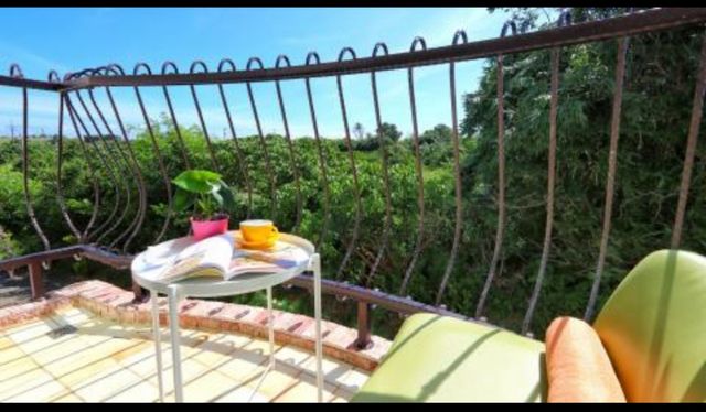 Full Moon Resort-Idyllic balcony quadruple room-5