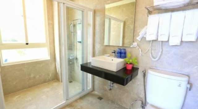 Full Moon Resort-Balcony, sea view, quadruple room-4