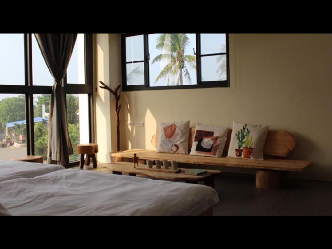 White house 35 B&B