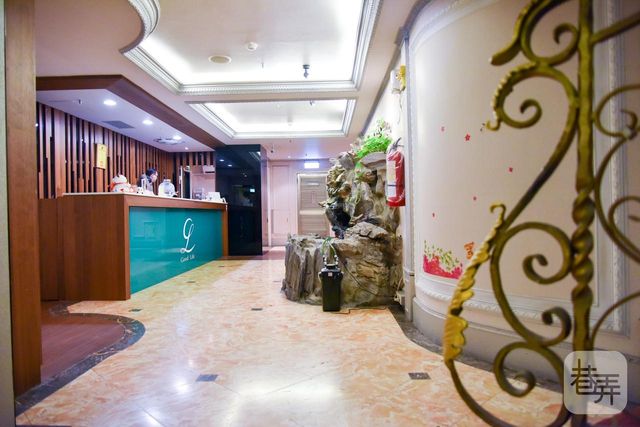 金色年代旅店-豪華雙人房-9