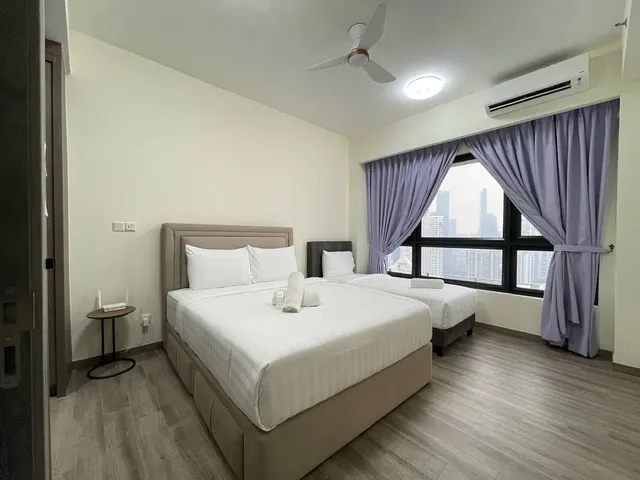 queen and single bed bedroom