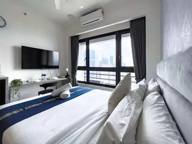 Agile Residence TRX by Isabella-Deluxe 1-bedroom Suite-4