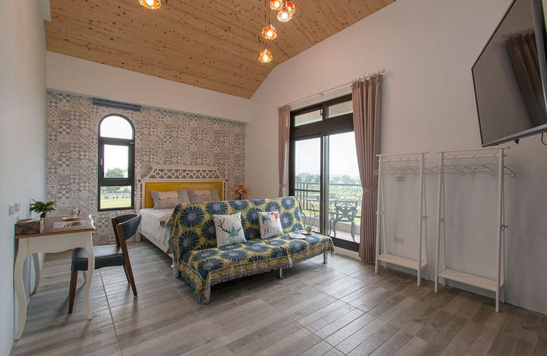 86.88 B&B