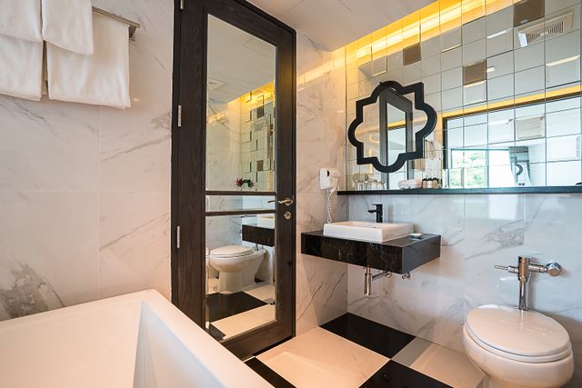 芭達雅梅拉馬爾飯店 (Mera Mare Pattaya SHA Extra Plus)-豪華海景房 (含早餐) (Deluxe Sea View Twin Bed (Room with Breakfast))-9