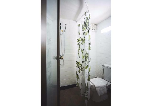 Josh Hotel-Deluxe Room(Room with Breakfast)-6