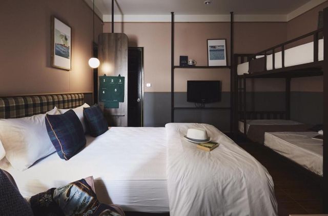 Josh Hotel-Family Room(Room with Breakfast)-3