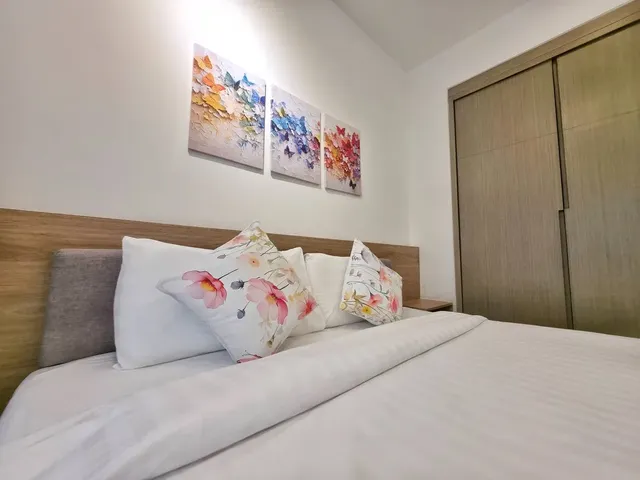 Agile Residence TRX by Isabella-Deluxe King and Queen Room-9