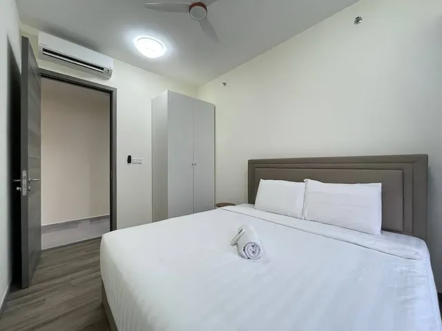 Agile Residence TRX by Isabella-Premium Queen Suite-10