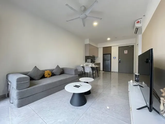 Agile Residence TRX by Isabella-Deluxe King Room-1