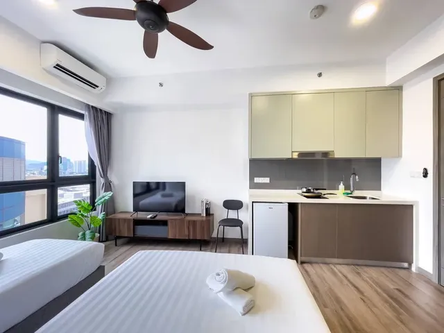 Agile Residence TRX by Isabella-Studio 1 Queen and 1 single bed-2