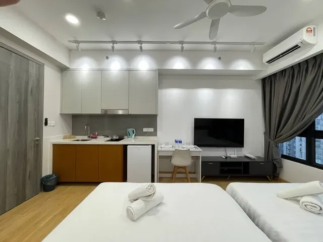 Agile Residence TRX by Isabella-Cozy Queen Room-8