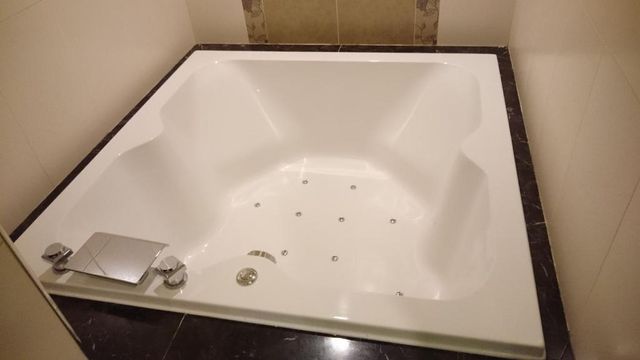 MRT Hotel-Luxury Suite-9