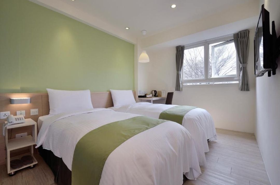 Fengjia Green Hotel