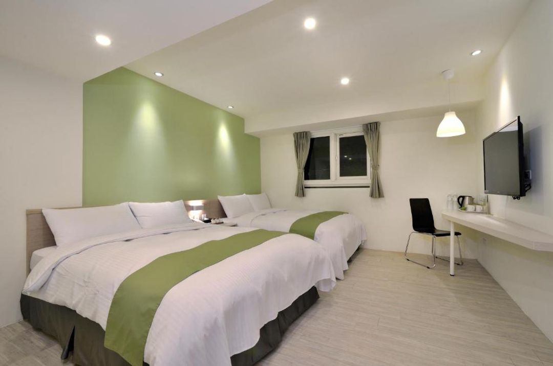 Fengjia Green Hotel