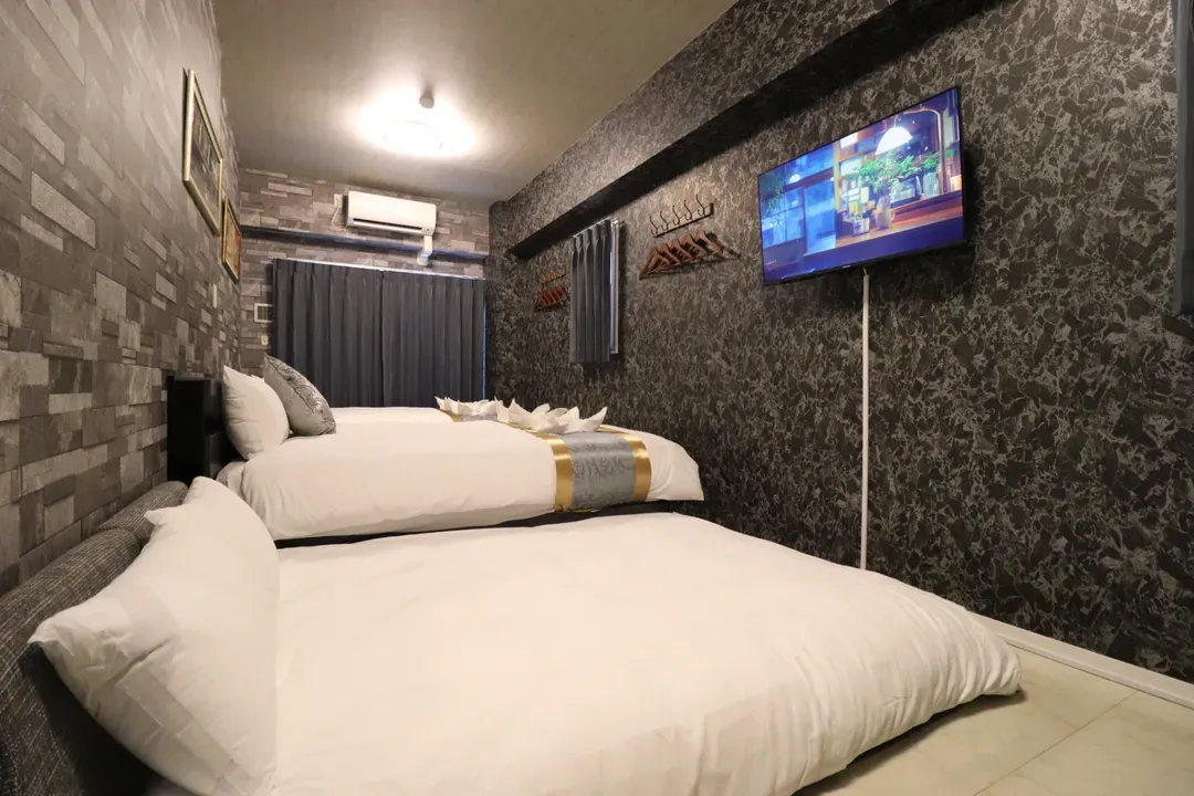 心齋橋旅居｜長堀橋站步行5分＊難波、道頓堀步行即達＊提供Wi-Fi＊設備齊全＊設計感客房