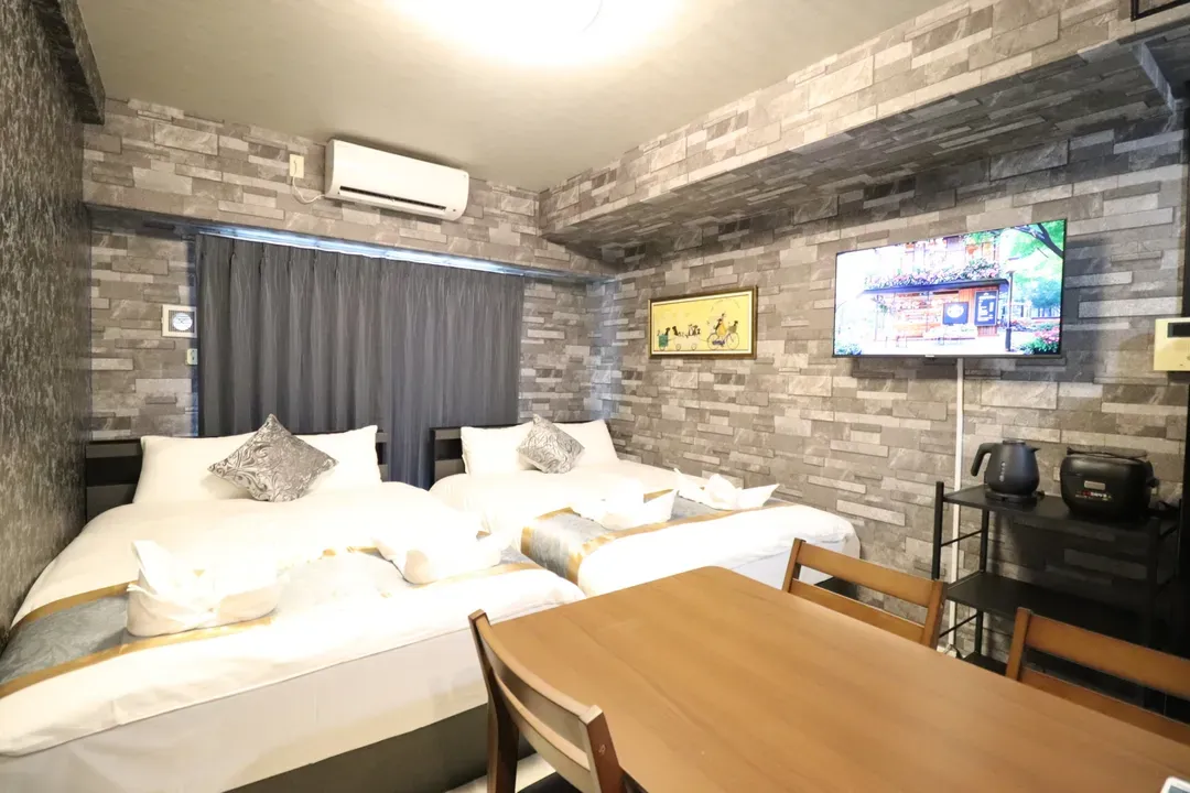 心齋橋旅居｜長堀橋站步行5分＊難波、道頓堀步行即達＊提供Wi-Fi＊設備齊全＊設計感客房