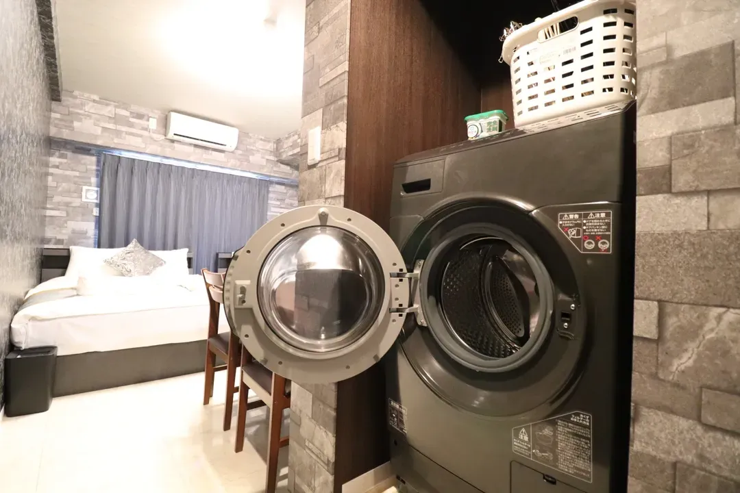 心齋橋旅居｜長堀橋站步行5分＊難波、道頓堀步行即達＊提供Wi-Fi＊設備齊全＊設計感客房