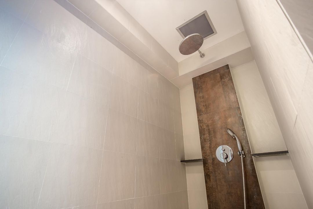 諾沃城大酒店（Nouvo City Hotel - SHA Extra Plus）