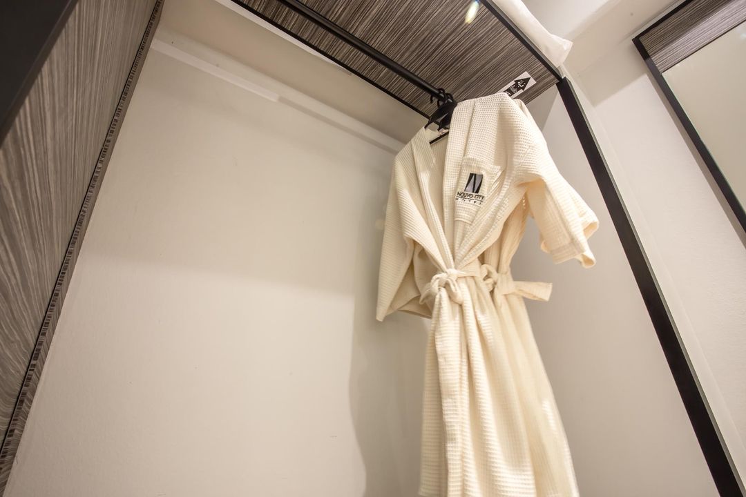 諾沃城大酒店（Nouvo City Hotel - SHA Extra Plus）