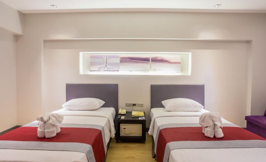 諾沃城大酒店（Nouvo City Hotel - SHA Extra Plus）