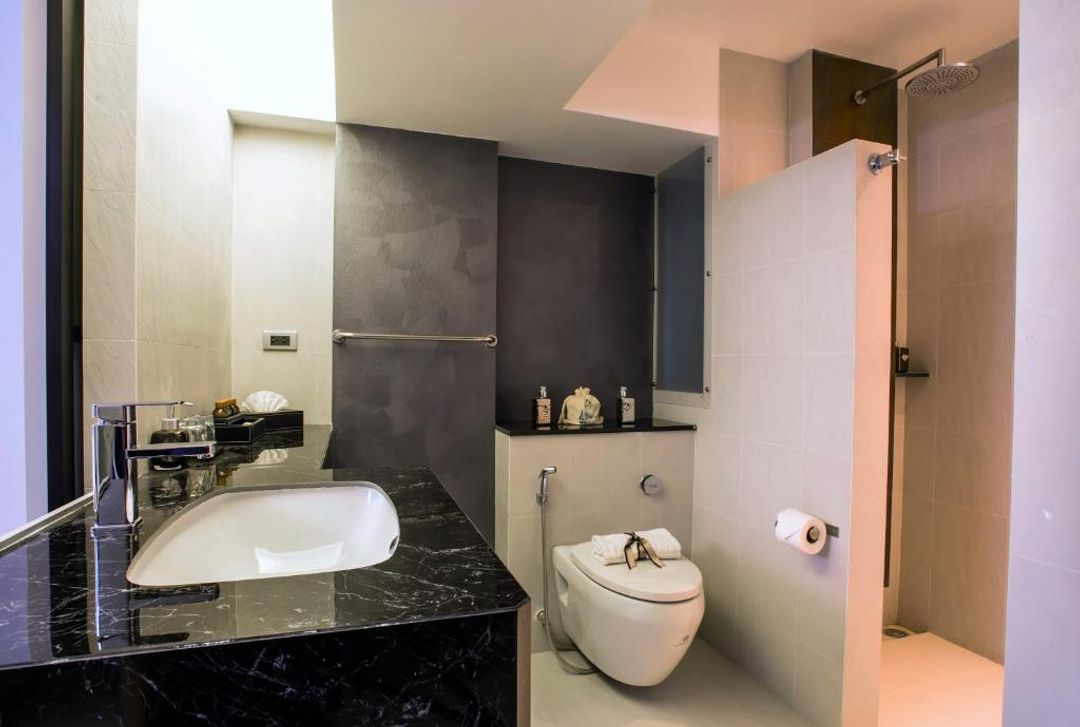 諾沃城大酒店（Nouvo City Hotel - SHA Extra Plus）