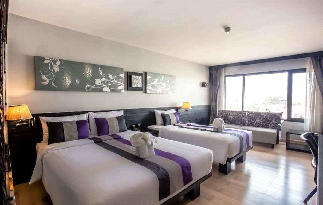 諾沃城大酒店（Nouvo City Hotel - SHA Extra Plus）