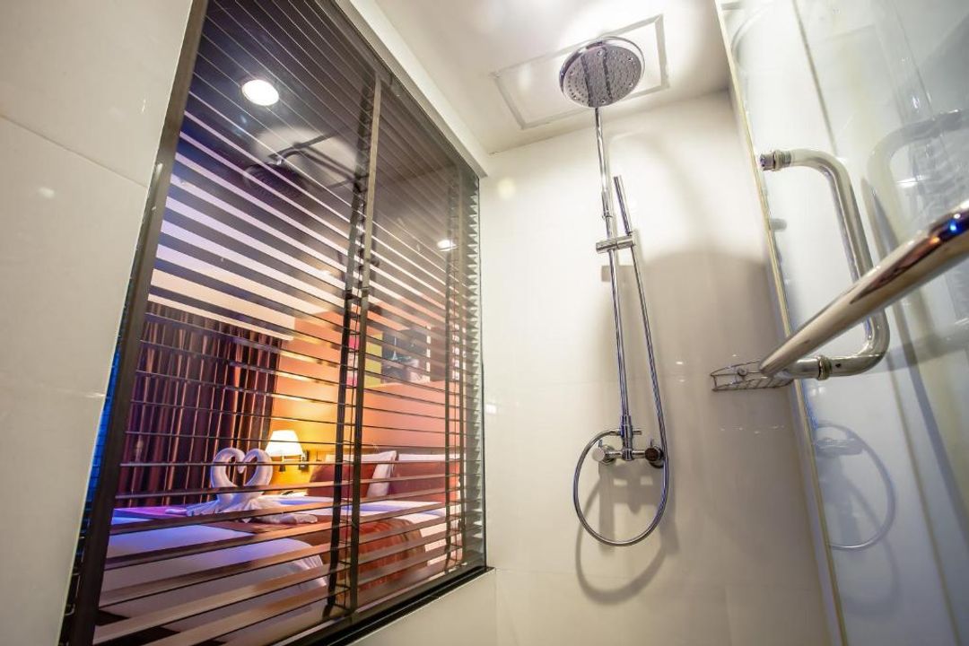 諾沃城大酒店（Nouvo City Hotel - SHA Extra Plus）