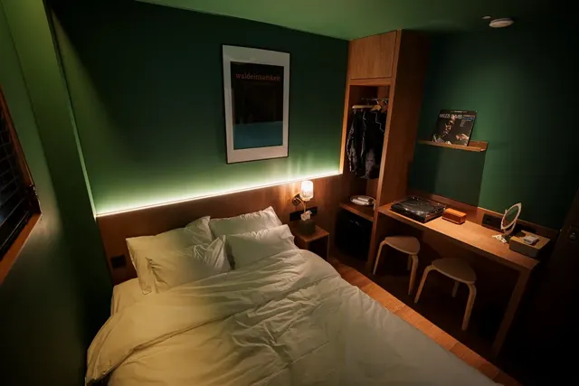 kukjejanghotel-Analog Cozy Room-1