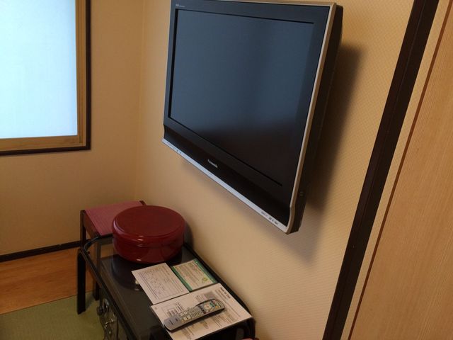 壁掛けTV